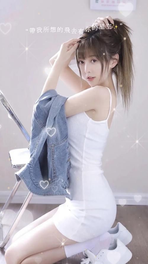 你的女友正在我的身下沦陷在哪下载手机版