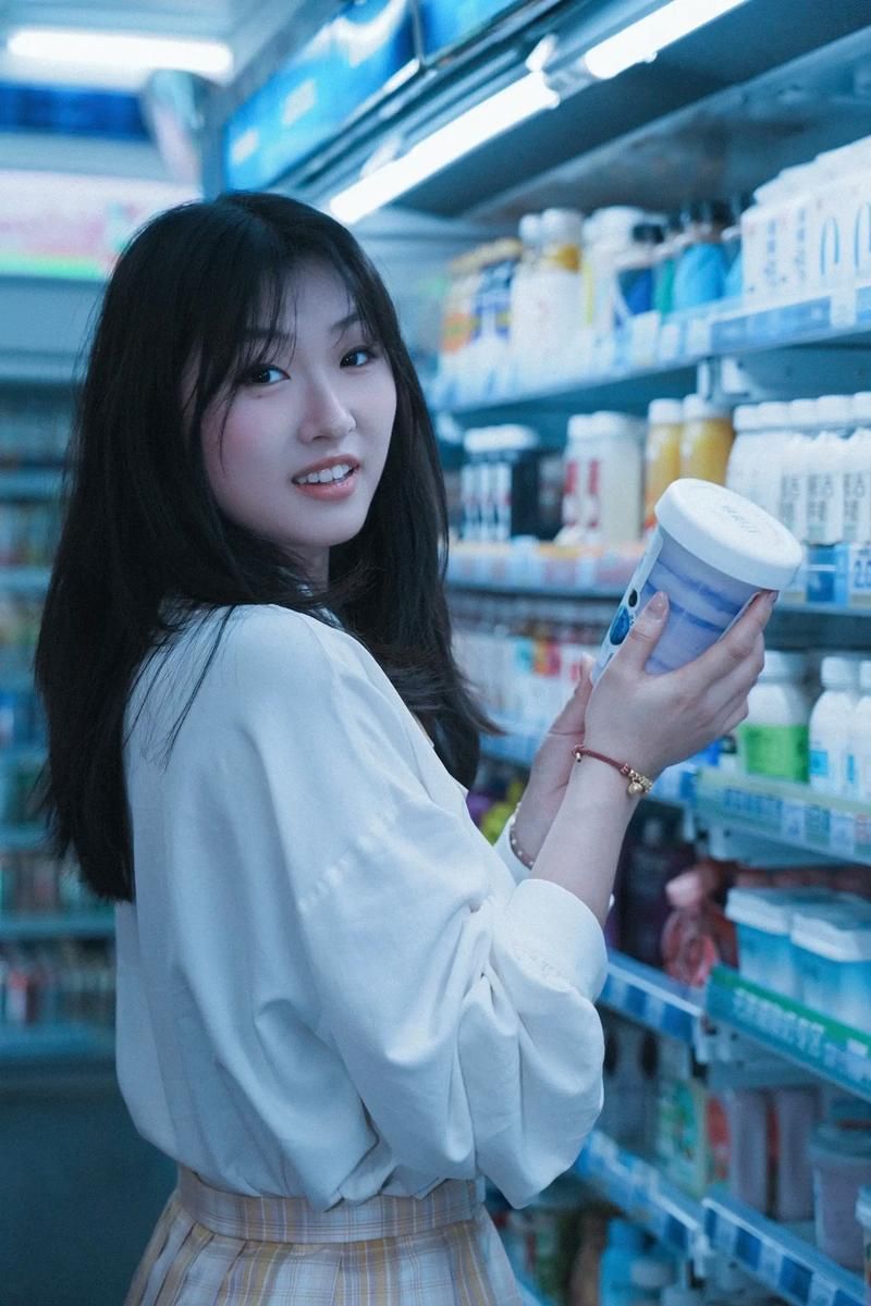 便利店少女官网购物攻略 教你如何省钱买周边