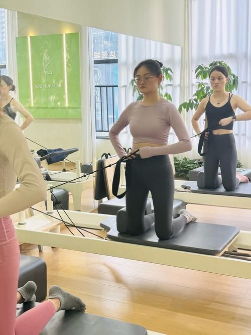 健身房的瑜伽官方网站体验课 免费预约马上练