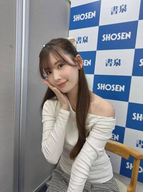 偶像人妻官方网站独家写真与幕后花絮大公开
