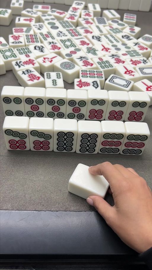 勾八麻将最新版本下载 免费安装教程和实战技巧分享