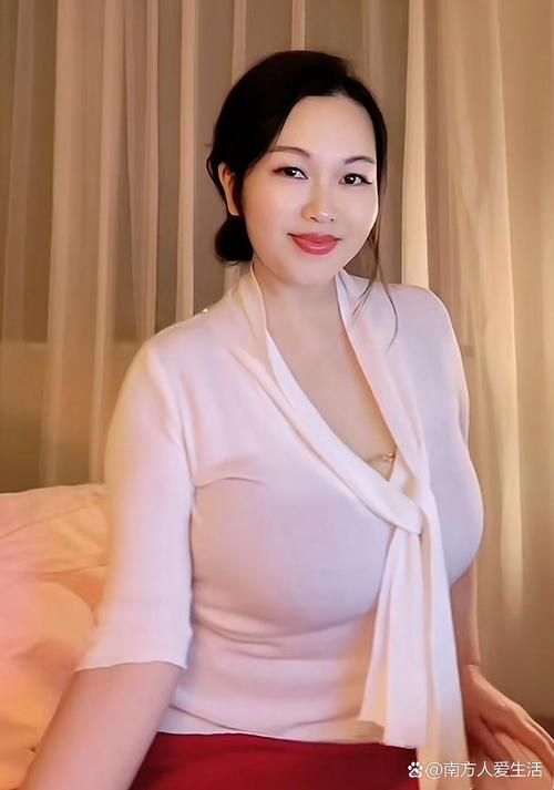 半老徐娘最新访谈分享中年女性的自信与魅力