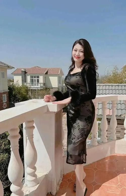 半老徐娘汉化版最新更新内容一览 这次改动真不小