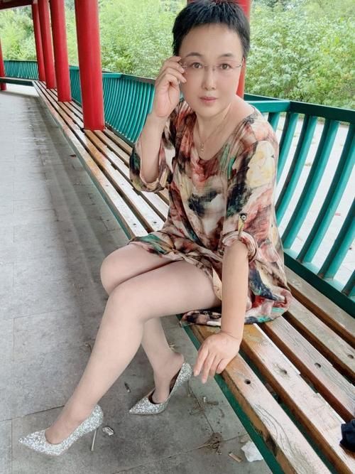 半老徐娘汉化版最新更新内容一览 这次改动真不小