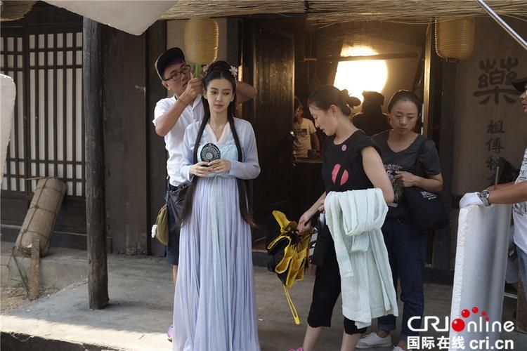 各种各样的我杨过游戏导演拍摄幕后花絮曝光