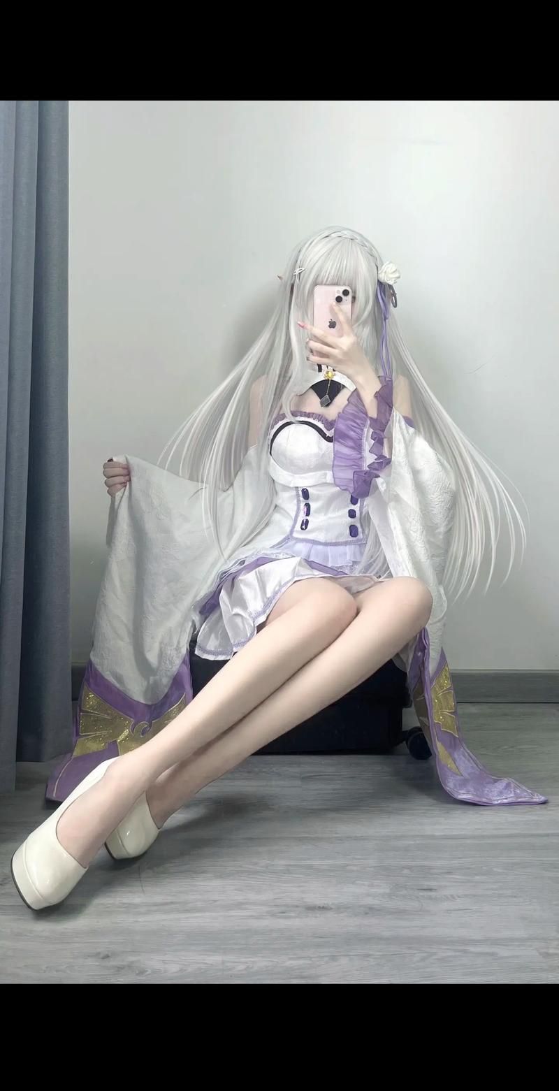 圣妓女艾蜜莉安卓为何成为众人关注的焦点人物