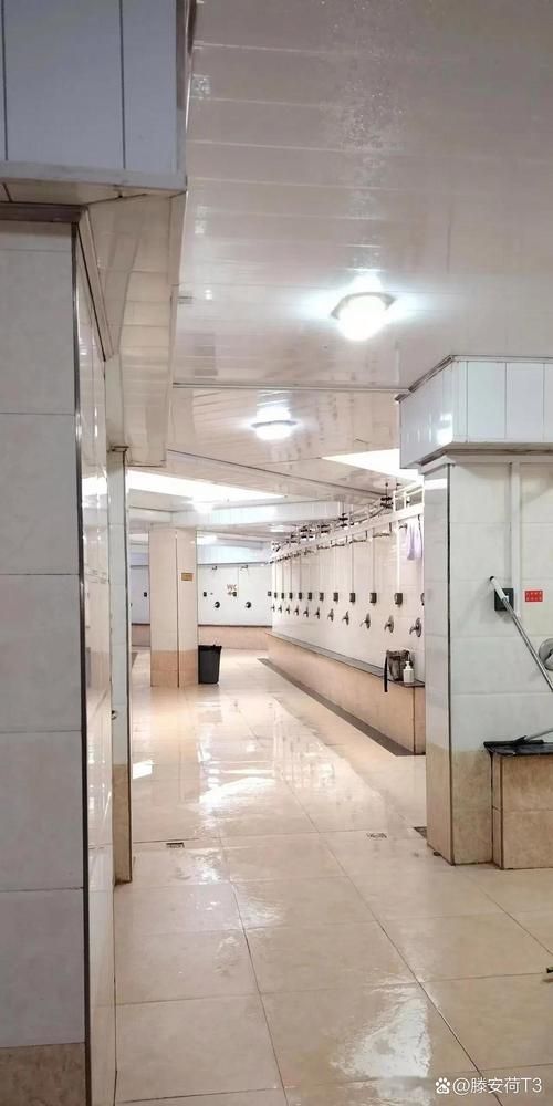 在乡下的公共澡堂在哪下载 乡下公共浴室位置大全 在乡下的公共澡堂在哪下载 乡下公共浴室位置大全