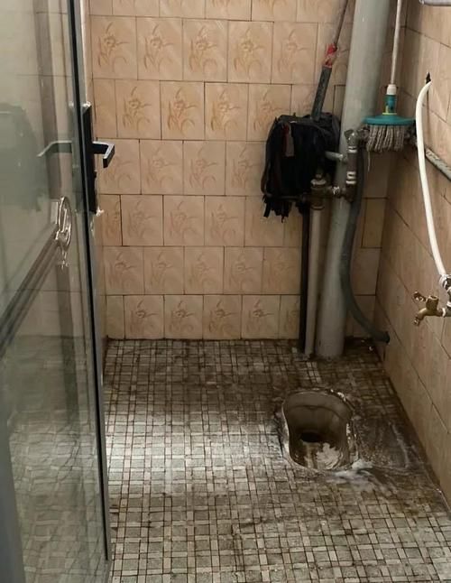 在乡下的公共澡堂在哪下载 乡下公共浴室位置大全 在乡下的公共澡堂在哪下载 乡下公共浴室位置大全