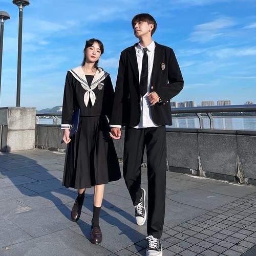 在员工室与JK度过的日常更新地址免费观看指南