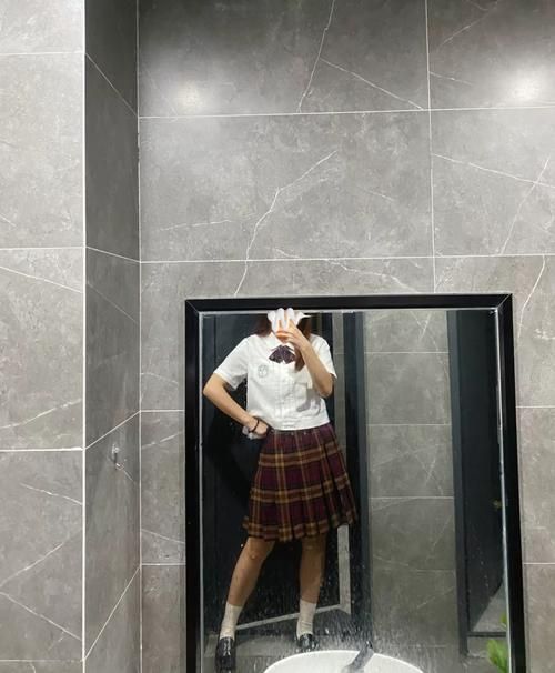 在员工室与JK度过的日常更新地址免费观看指南 在员工室与JK度过的日常更新地址免费观看指南