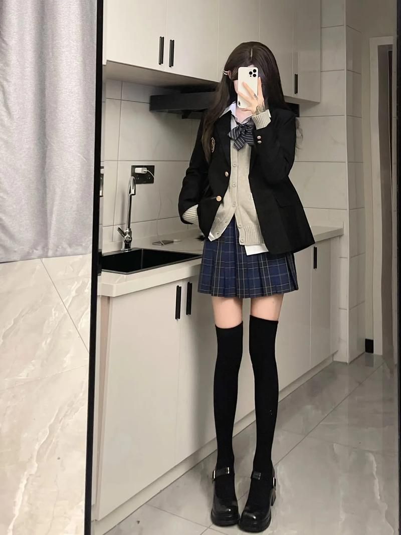 在员工室与JK度过的日常最新细节全解析 在员工室与JK度过的日常最新细节全解析