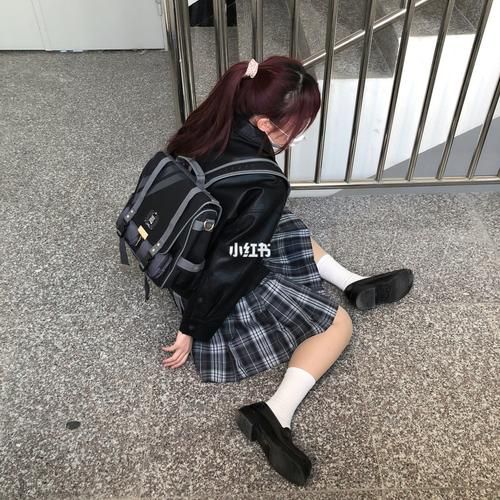 在员工室与JK度过的日常游戏官网角色介绍一览