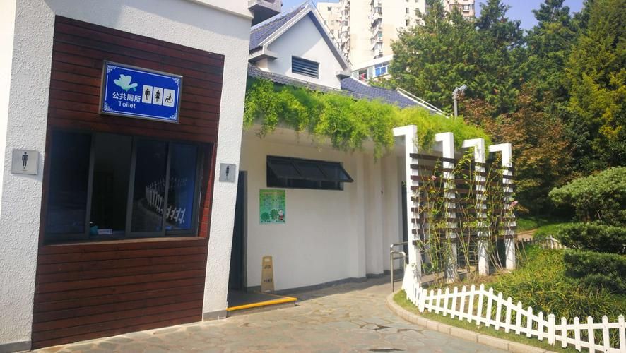 夏日小公园厕所更新地址查询方法一键获取