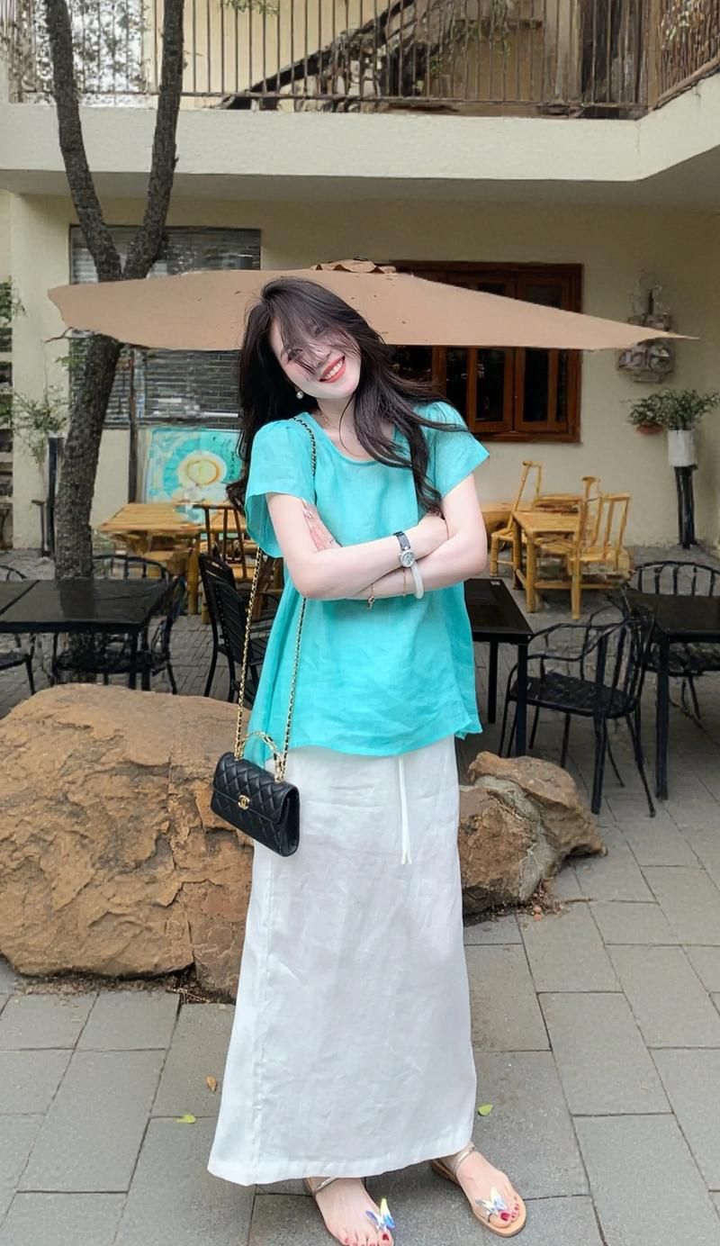 夏日风情最新穿搭指南 清凉一夏的时尚搭配秘诀 夏日风情最新穿搭指南 清凉一夏的时尚搭配秘诀