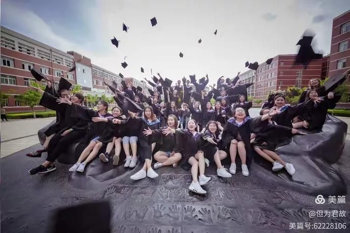 大学时光如何下载 毕业季必看的资料保存指南