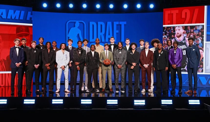 大学篮球巨星最新动态 谁将成为下一个NBA状元秀