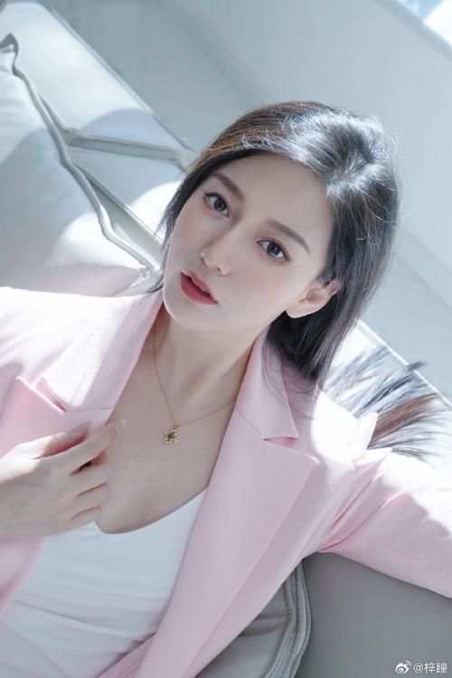 好色小姨最新版本是多少安卓苹果都能用吗