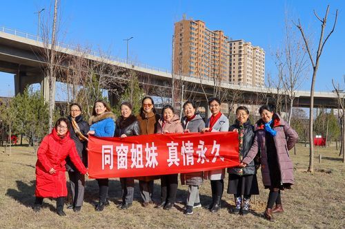 好色管家俏姐妹下载安卓 高清画质畅玩无广告
