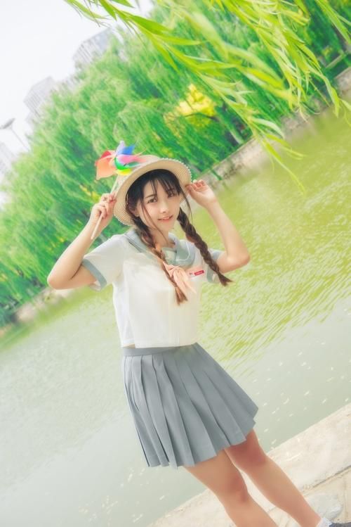 如何下载和姐姐一起的夏天3369acG安卓版本