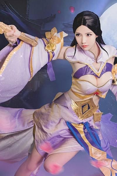 如何下载纯洁的女神露娜希亚官方正式版最新版