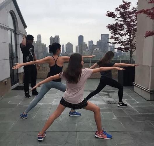妈妈的密友亚洲版最新版本是多少现在更新了吗