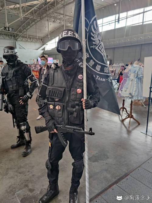 安卓手机怎么下载自宅警备员吧游戏