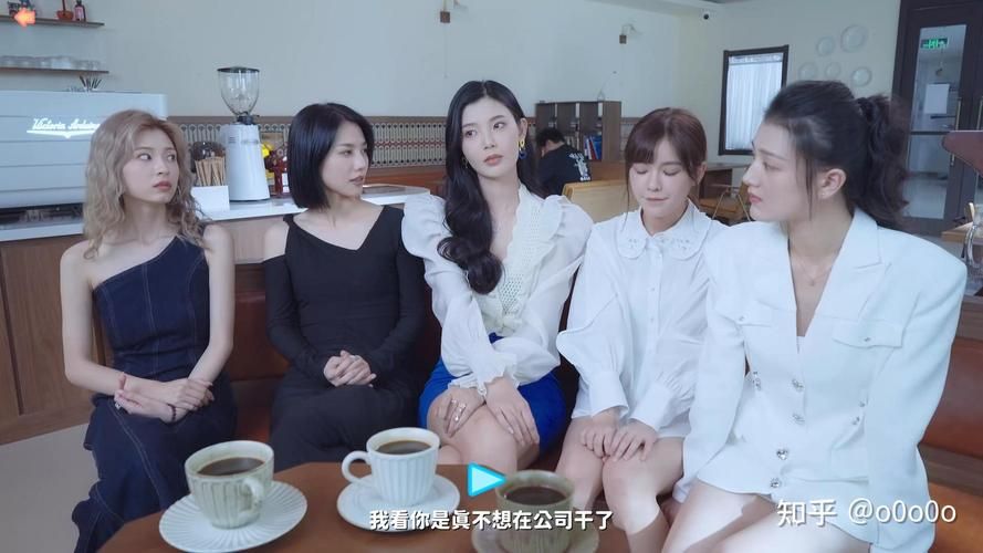 完蛋我被美女包围了游戏介绍 这款恋爱游戏太让人上头了