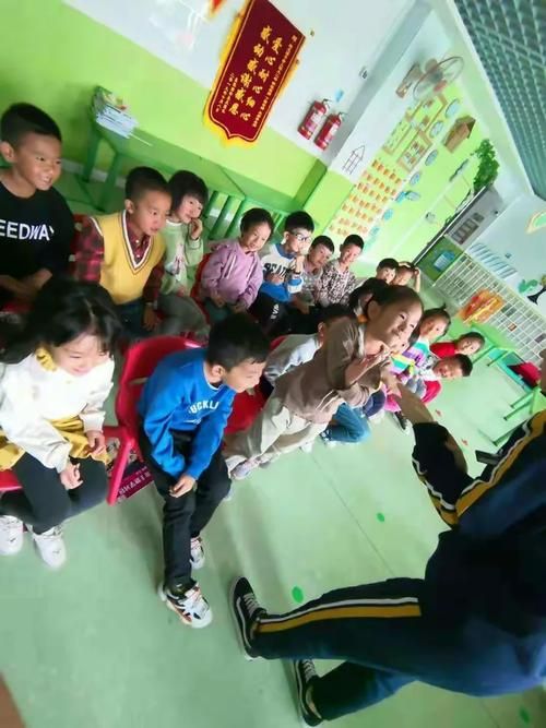 家人朋友和陌生人游戏官网最新版本介绍