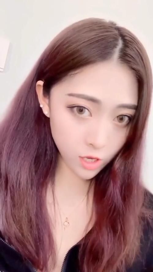 家里蹲女友电脑版下载地址 高清画质体验佳