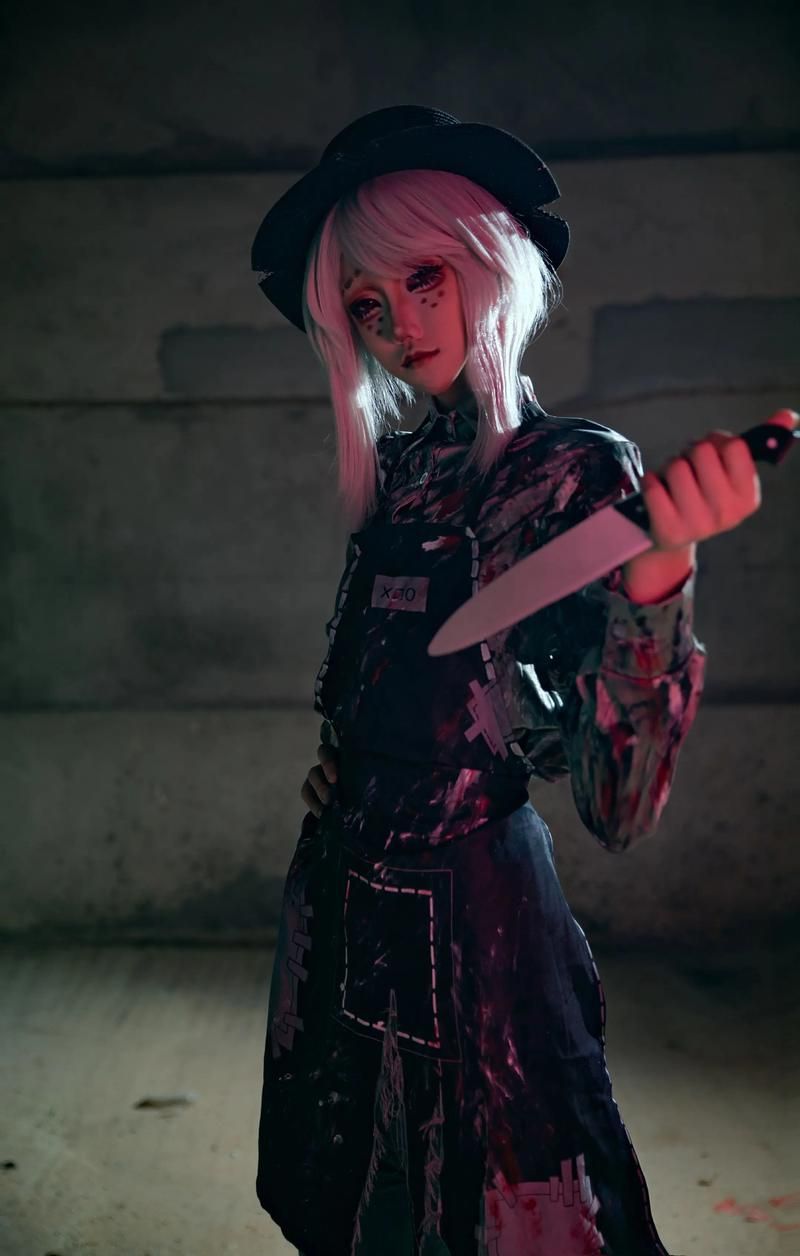 对妻子进行cosplay指导官方网站打造完美造型的秘诀