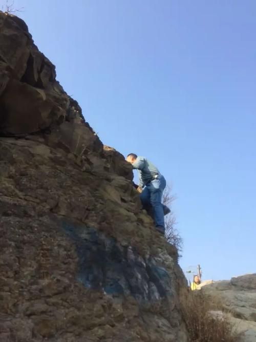 小绿山在哪下载 详细步骤教你轻松获取